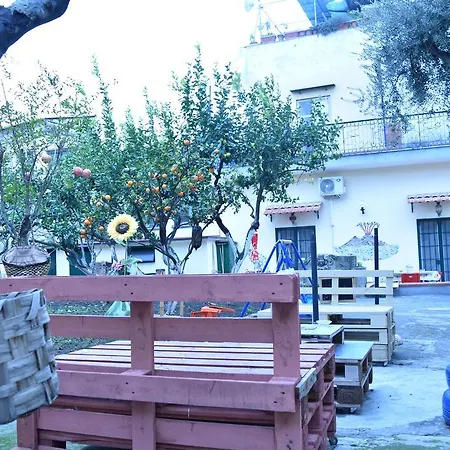 Esmeralda Bed and Breakfast Portici